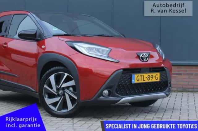 Toyota Aygo X (2024) thumbnail 2
