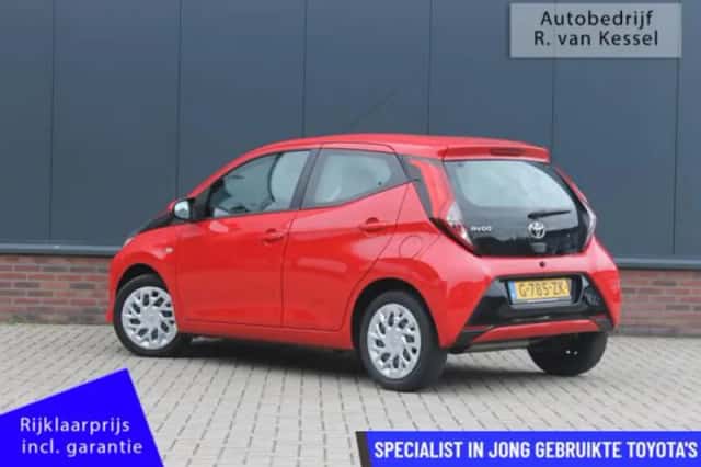 Toyota Aygo (2019) thumbnail 2