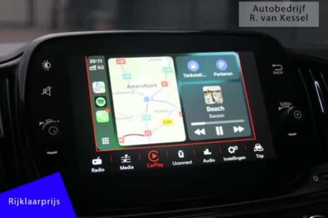 Fiat 500 (2022) thumbnail 3