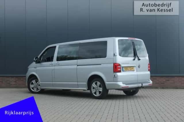 Volkswagen Transporter (2019) thumbnail 2