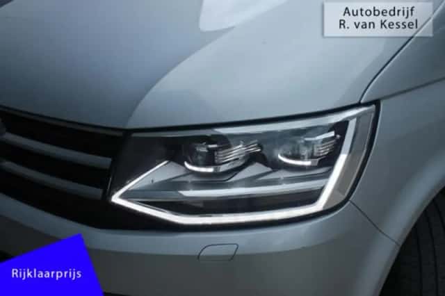 Volkswagen Transporter (2019) thumbnail 3
