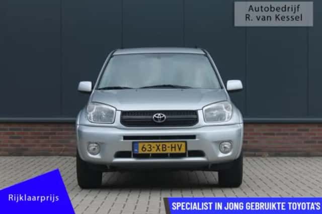 Toyota RAV4 (2007) thumbnail 3