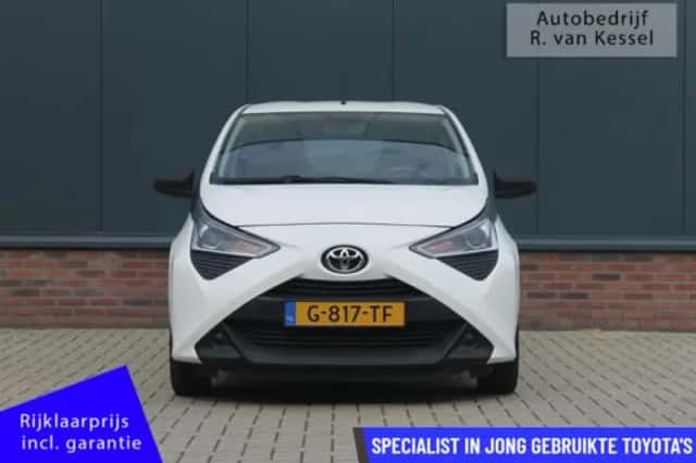 Toyota Aygo (2019) thumbnail 3