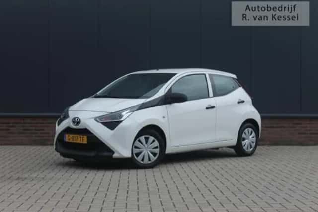 Toyota Aygo (2019) thumbnail 5
