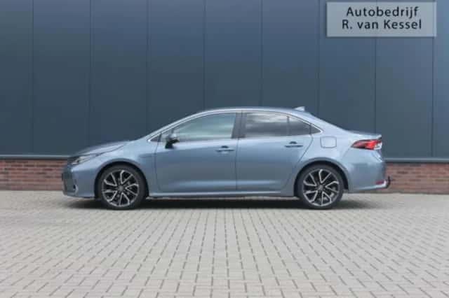 Toyota Corolla (2021) thumbnail 6