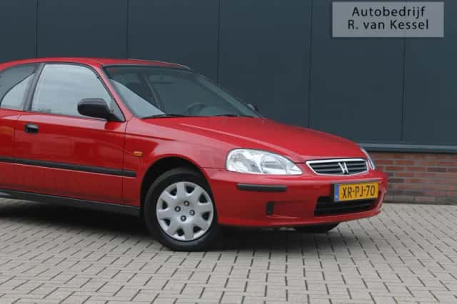 Honda Civic (1999) thumbnail 2