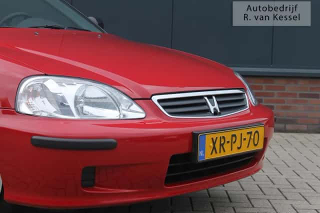 Honda Civic (1999) thumbnail 3