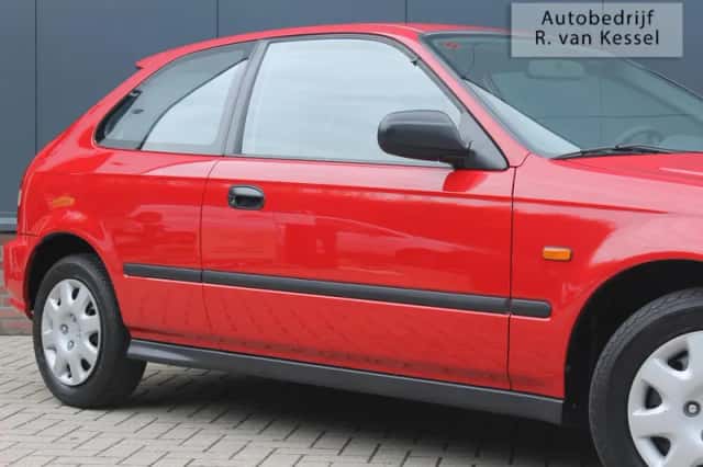 Honda Civic (1999) thumbnail 4