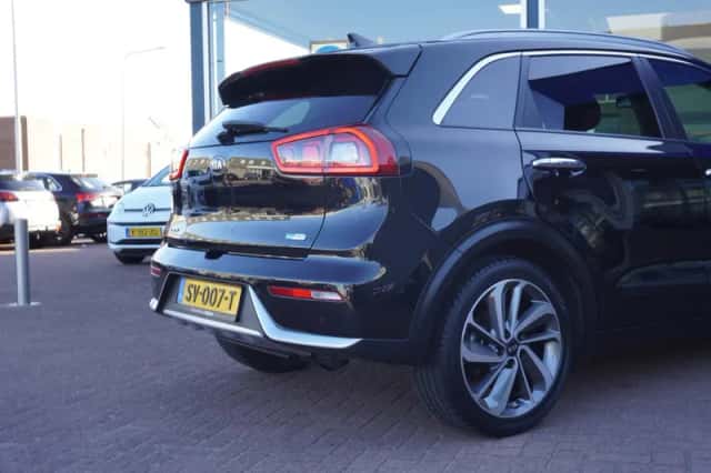 Kia Niro (2018) thumbnail 6