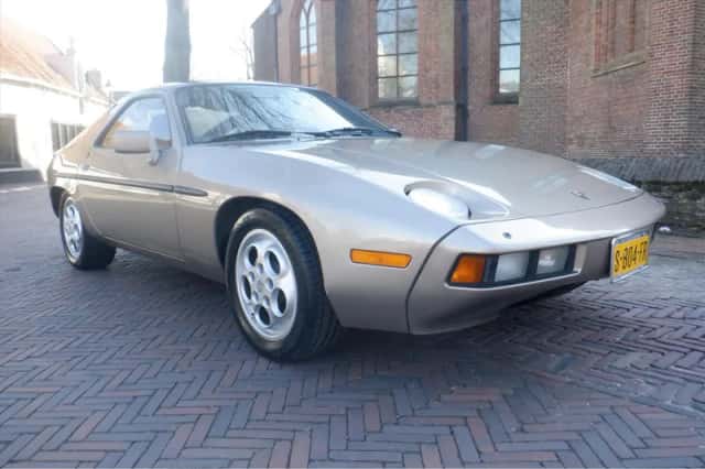 Porsche 928 (1981) thumbnail 3