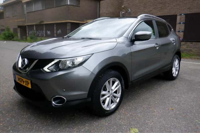 Nissan Qashqai (2017) thumbnail 3