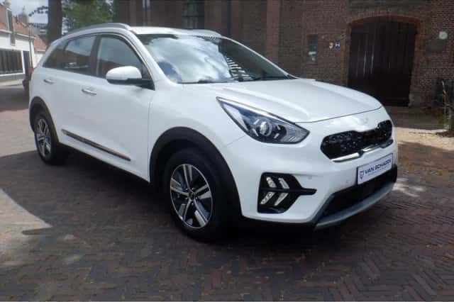 Kia Niro (2022) thumbnail 3
