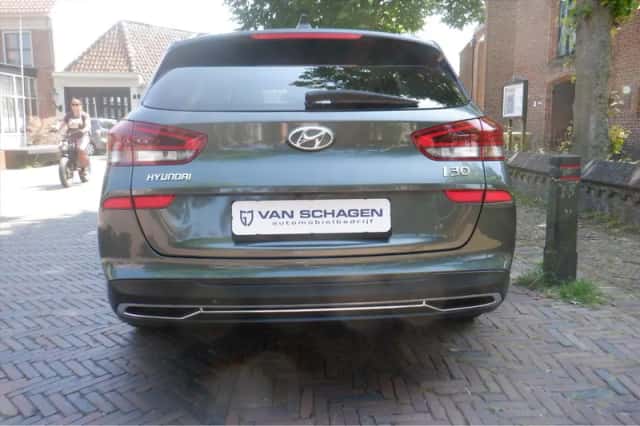 Hyundai i30 (2023) thumbnail 5