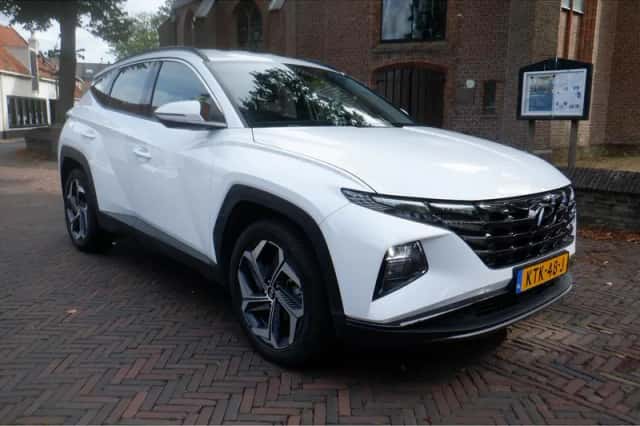 Hyundai Tucson (2022) thumbnail 4