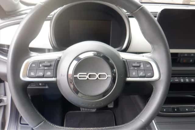 Fiat 600 (2024) thumbnail 4