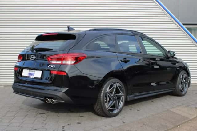 Hyundai i30 (2025) thumbnail 3