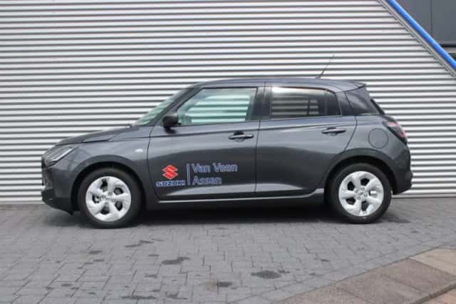 Suzuki Swift (2025) thumbnail 5
