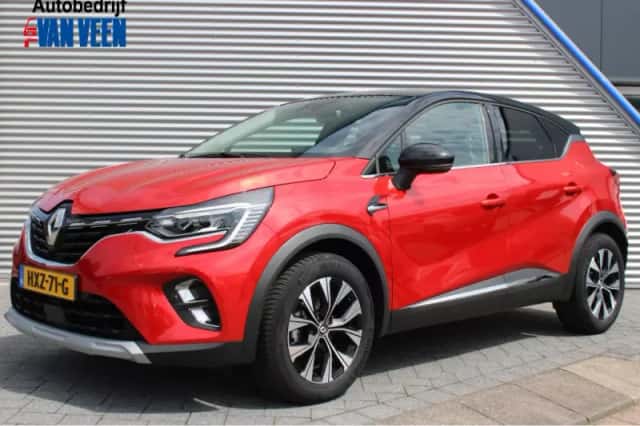 Renault Captur (2024) thumbnail 1