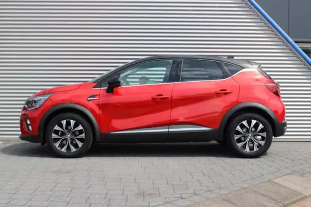 Renault Captur (2024) thumbnail 5