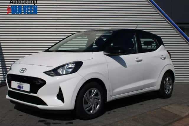 Hyundai i10 (2025) thumbnail 1