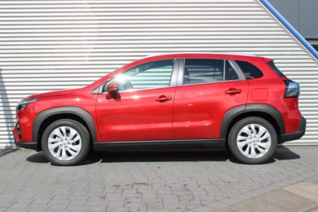 Suzuki S-Cross (2022) thumbnail 5