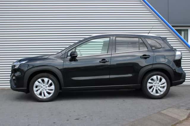 Suzuki S-Cross (2026) thumbnail 3