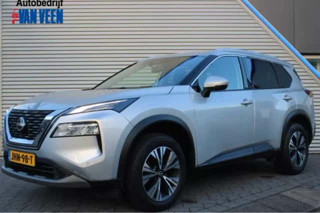 Nissan X-Trail (2023) thumbnail 1