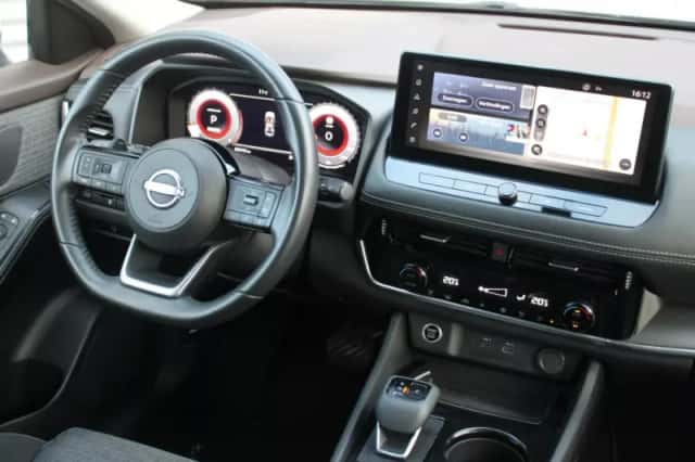 Nissan X-Trail (2023) thumbnail 4