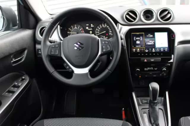 Suzuki Vitara (2026) thumbnail 4
