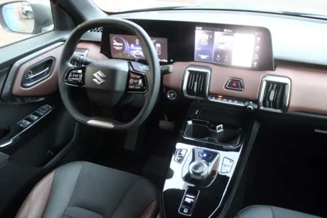 Suzuki e-Vitara (2026) thumbnail 2
