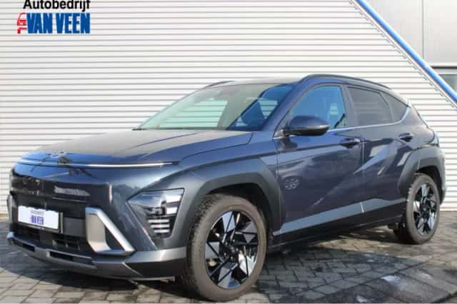 Hyundai Kona (2024) thumbnail 1