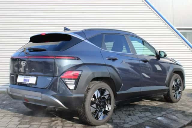 Hyundai Kona (2024) thumbnail 3