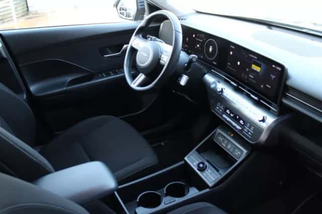 Hyundai Kona (2024) thumbnail 6