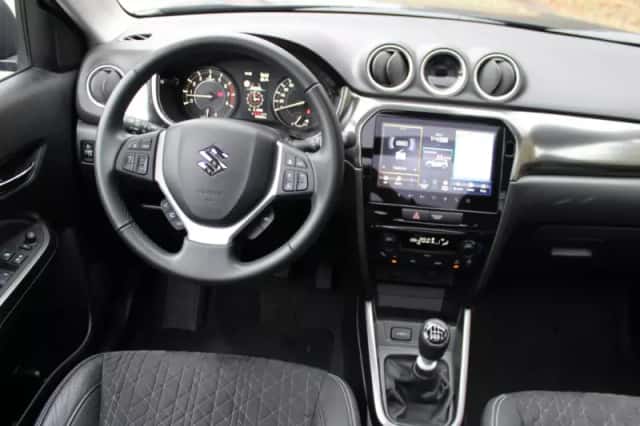 Suzuki Vitara (2025) thumbnail 2