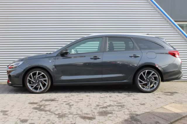 Hyundai i30 (2023) thumbnail 5