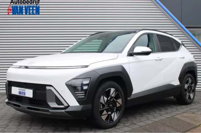 Hyundai Kona (2024) thumbnail 1