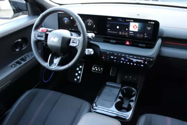 Hyundai Ioniq (2026) thumbnail 2