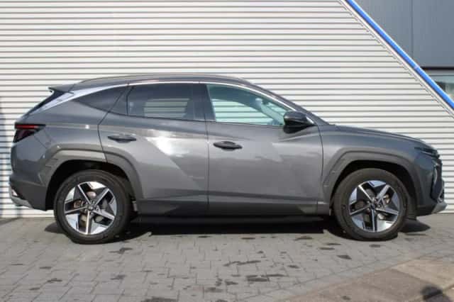 Hyundai Tucson (2024) thumbnail 5