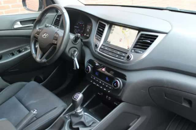 Hyundai Tucson (2018) thumbnail 6