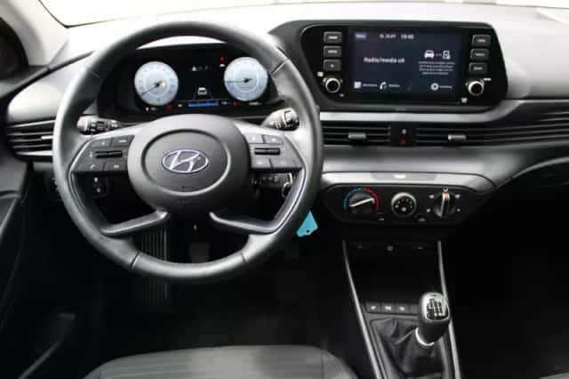 Hyundai i20 (2021) thumbnail 2