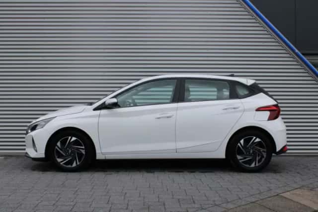 Hyundai i20 (2021) thumbnail 5