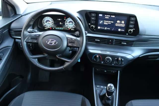 Hyundai i20 (2023) thumbnail 2