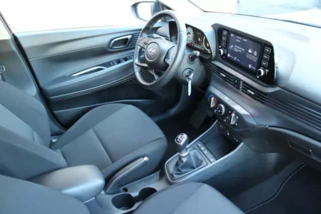 Hyundai i20 (2023) thumbnail 4