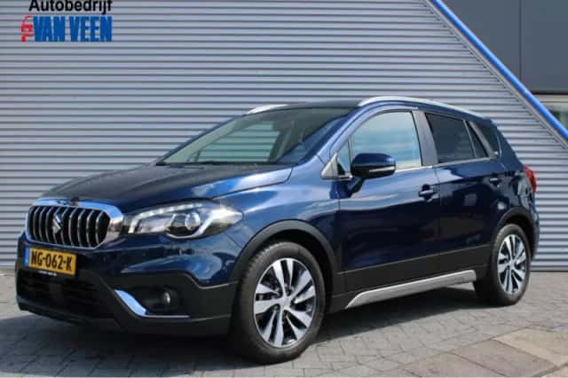 Suzuki S-Cross (2017) thumbnail 1