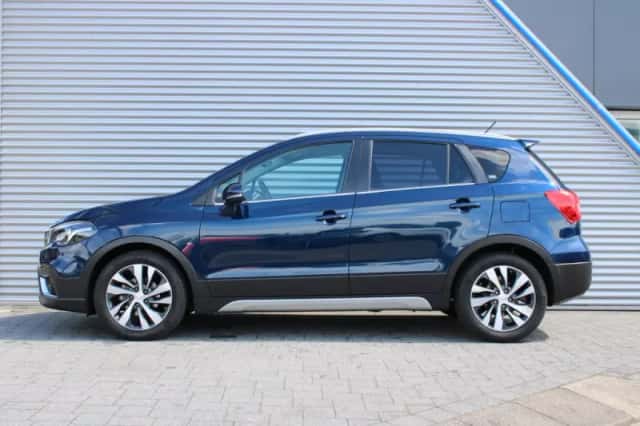 Suzuki S-Cross (2017) thumbnail 5