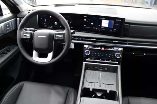 Hyundai Santa (2026) thumbnail 2