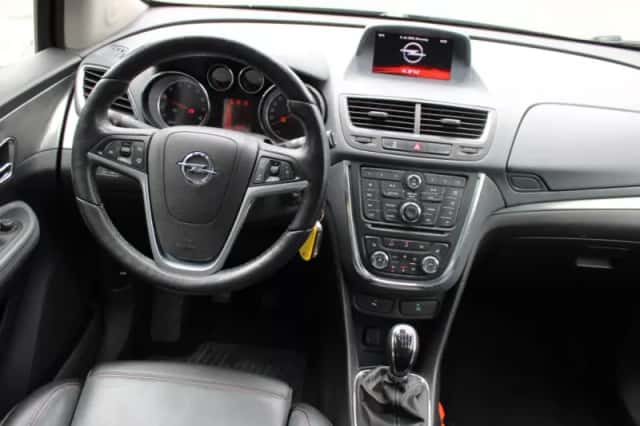 Opel Mokka (2016) thumbnail 4