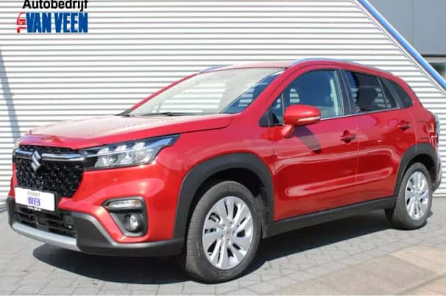 Suzuki S-Cross (2025) thumbnail 1