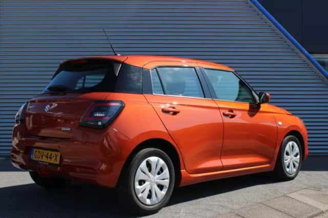 Suzuki Swift (2024) thumbnail 3