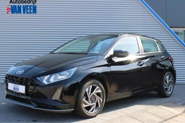 Hyundai i20 (2025) thumbnail 1